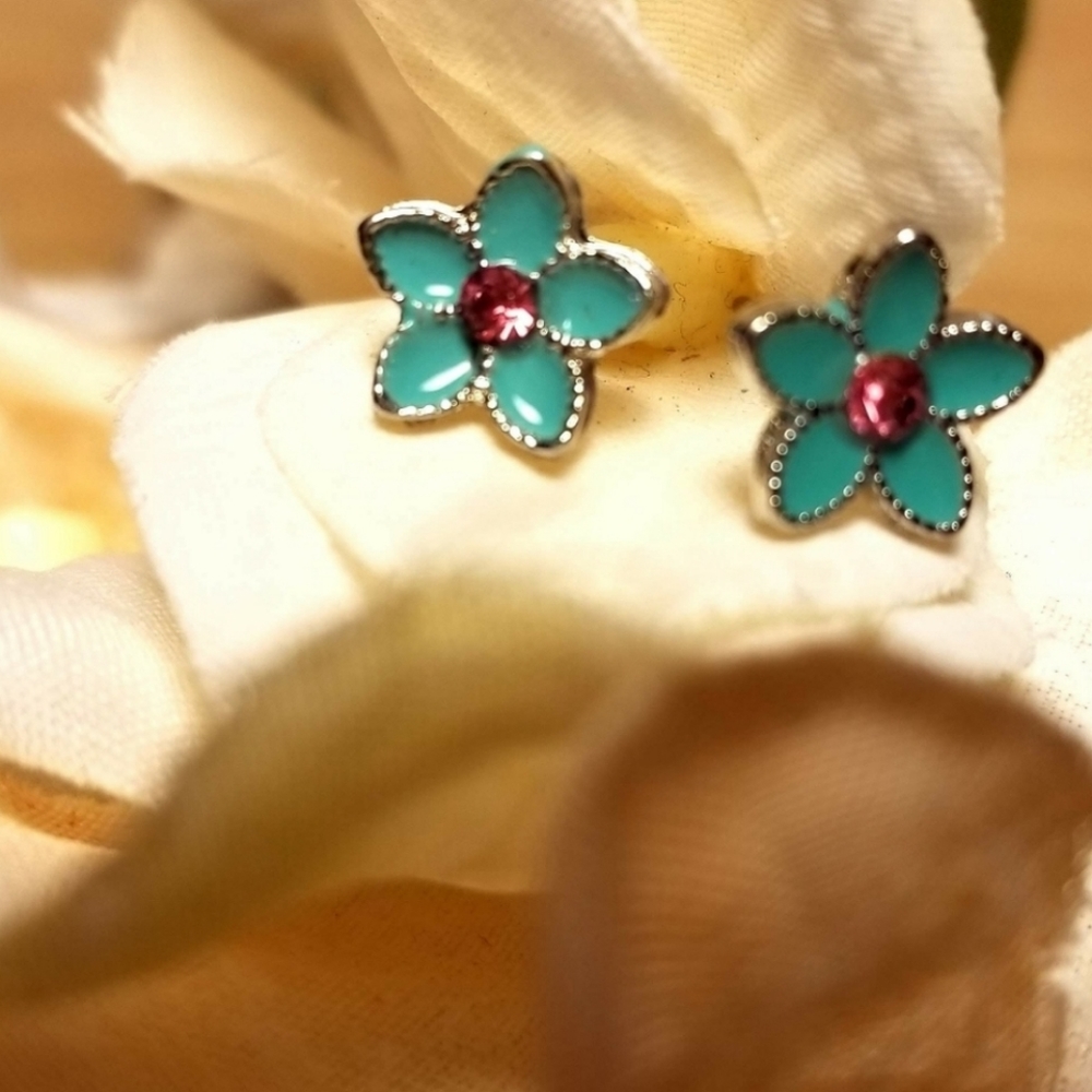 💍 Cute flowers earrings